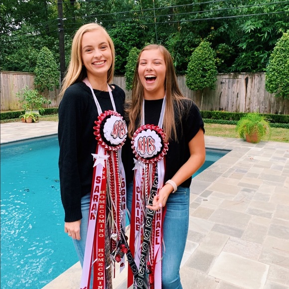 Meet your Posher, Claire - Picture 1 of 1